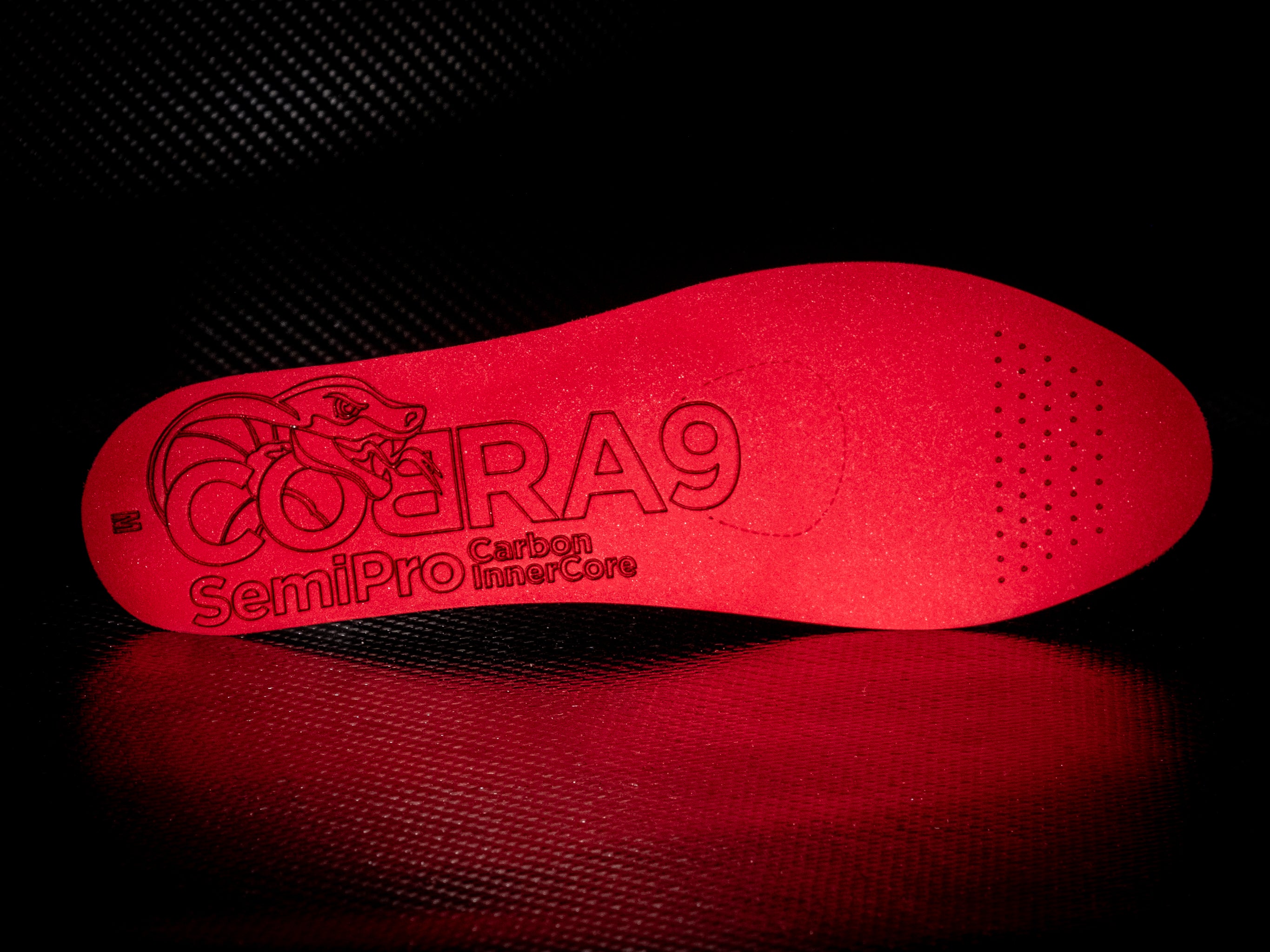 COBRA9 SemiPro Medium